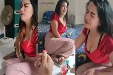 Dokumentasi Gadis LC Cantik Live Kasur Vibrator poster
