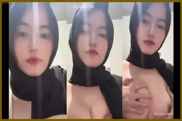Manda Mode Jilbab Mulus Seksi Pap Nenen Dan Colmek poster